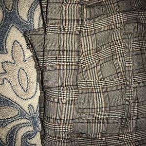 Plaid dress pants with  sketchy waist band